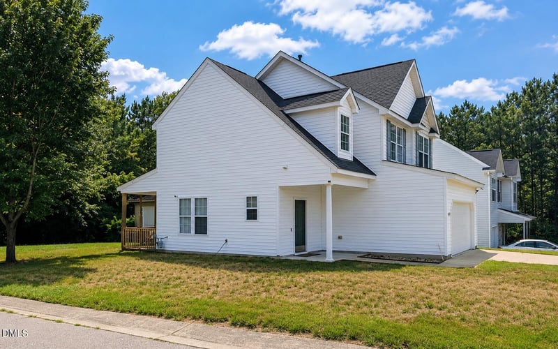 7028 Barlows Knoll St, Raleigh, NC 27610