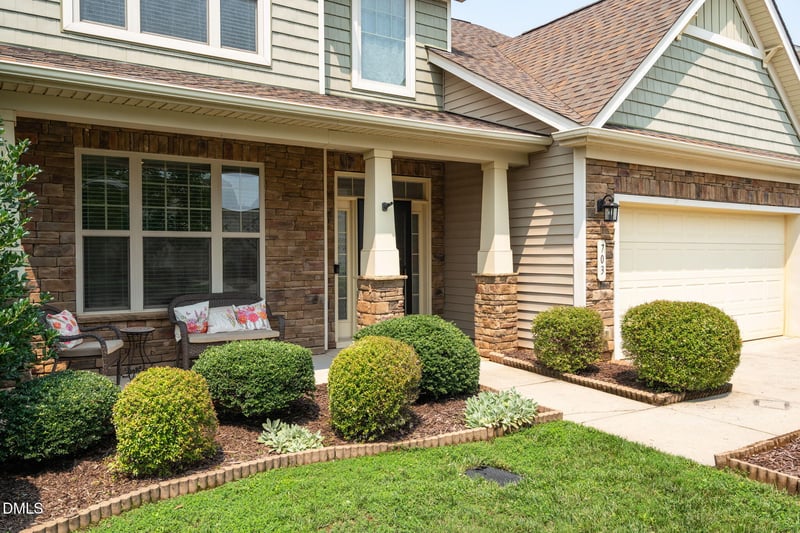 703 Fairway Dr, Mebane, NC 27302