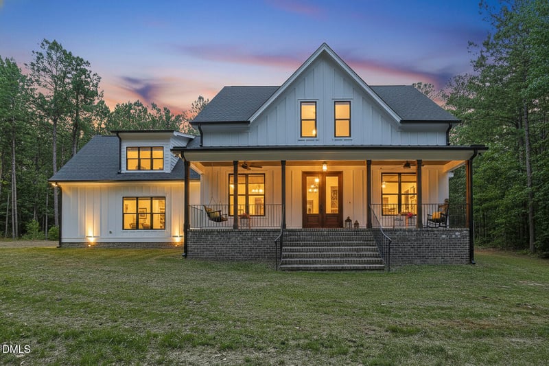 7032 Oakville Ln, New Hill, NC 27562