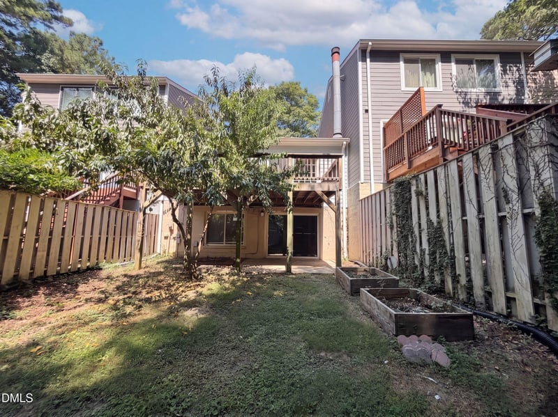 704 Green Ridge Dr, Raleigh, NC 27609