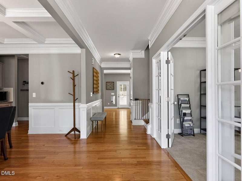 704 Wildwood Farm Way, Holly Springs, NC 27540