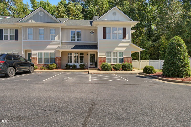 705 Glen Rd #104, Garner, NC 27529