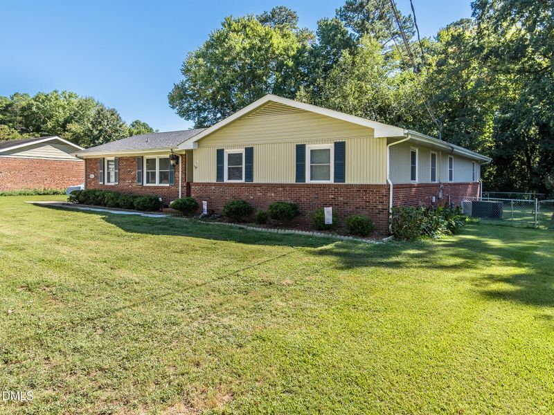 705 Lakeside Dr, Garner, NC 27529