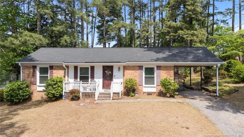 705 Rockwood Dr, Fayetteville, NC 28311