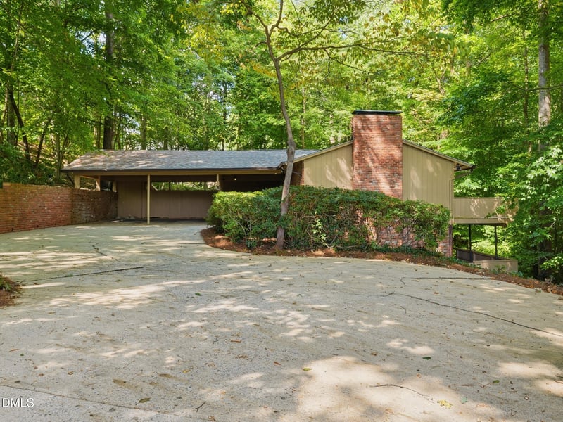 706 Queensferry Rd, Cary, NC 27511