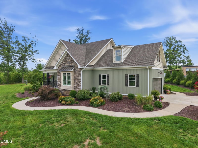 7070 Holts Store Rd, Burlington, NC 27215