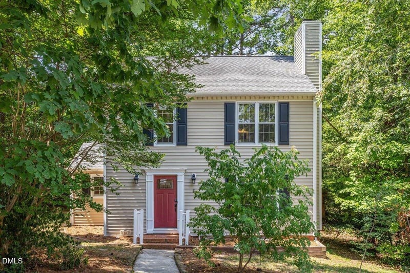 708 Cross Timbers Dr, Durham, NC 27713