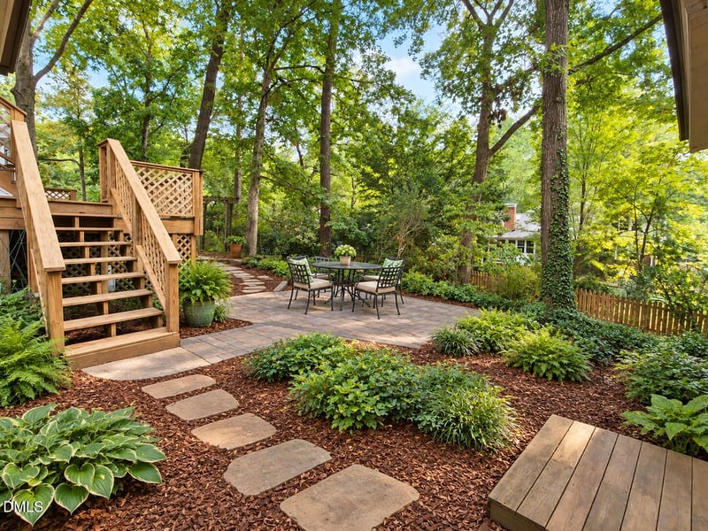708 Dawnwood Ct, Raleigh, NC 27609