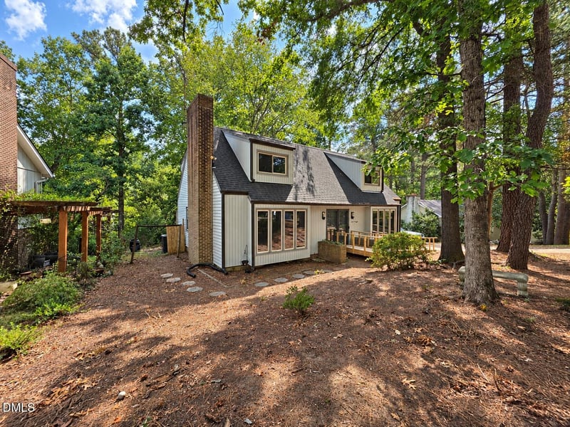 708 Dawnwood Ct, Raleigh, NC 27609
