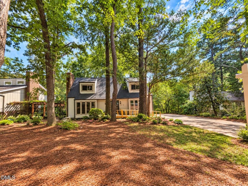 708 Dawnwood Ct, Raleigh, NC 27609