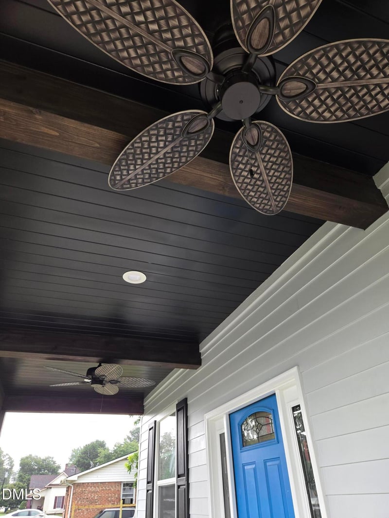 708 E Divine St, Dunn, NC 28334