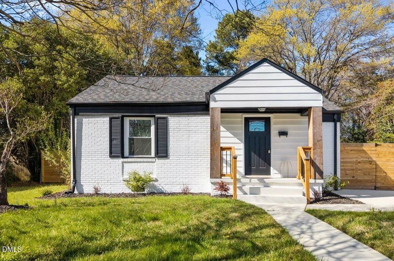 709 Brighton Rd, Raleigh, NC 27610