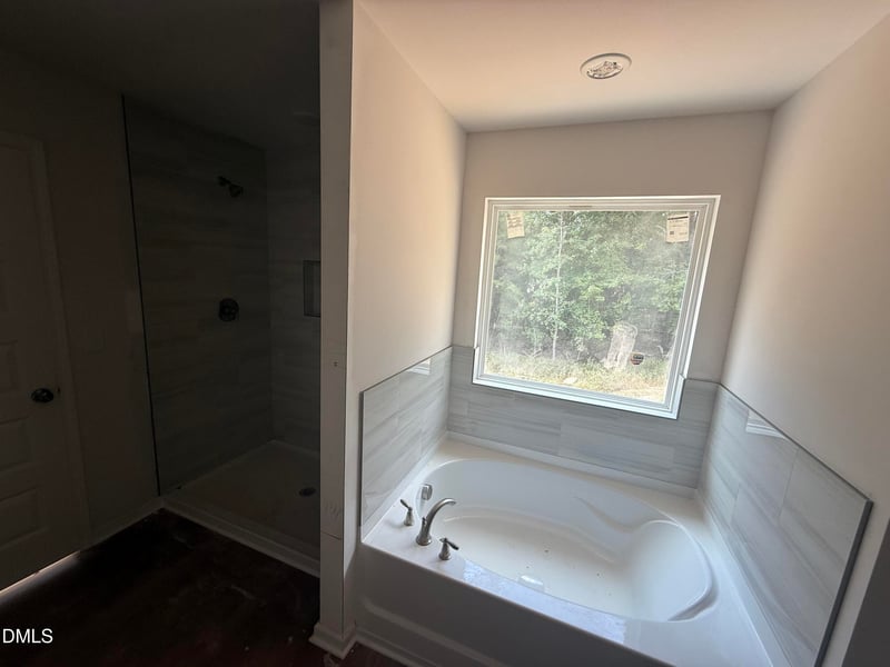 709 Crestview Dr, Durham, NC 27712