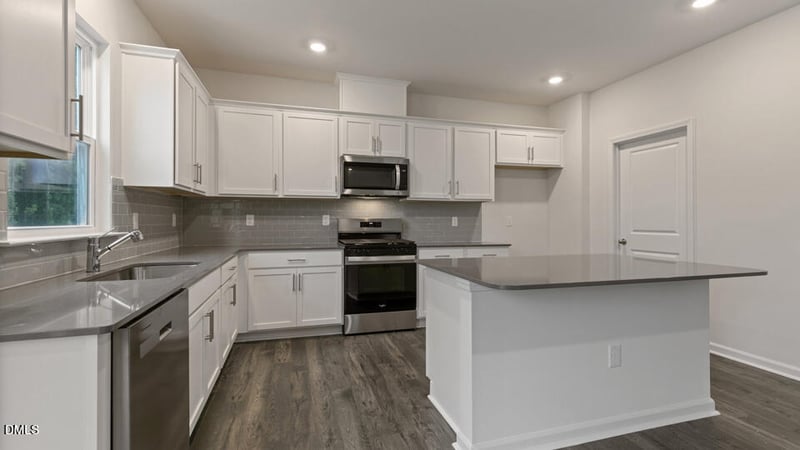 709 Sparkling Pear Dr, Willow Springs, NC 27592