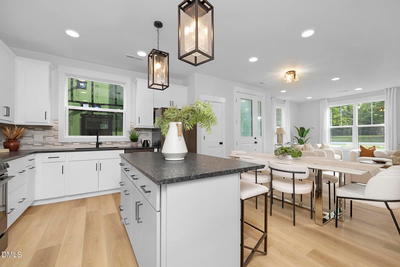 709 Trailboard Rd, Fuquay Varina, NC 27526