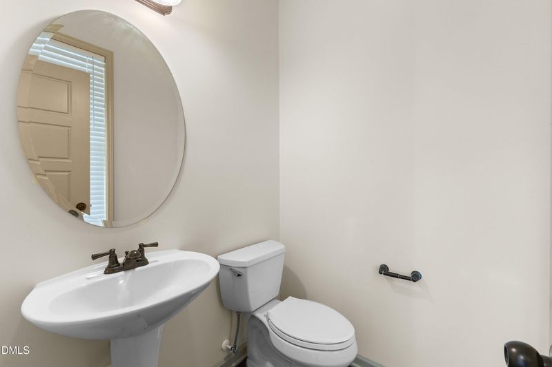 71 Golden Gate Pw, Clayton, NC 27520
