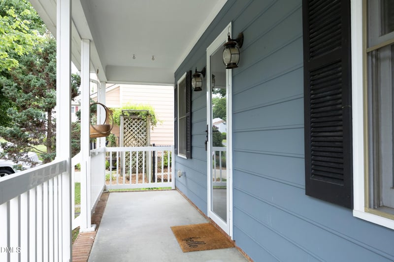 710 Huntington Ct, Burlington, NC 27215