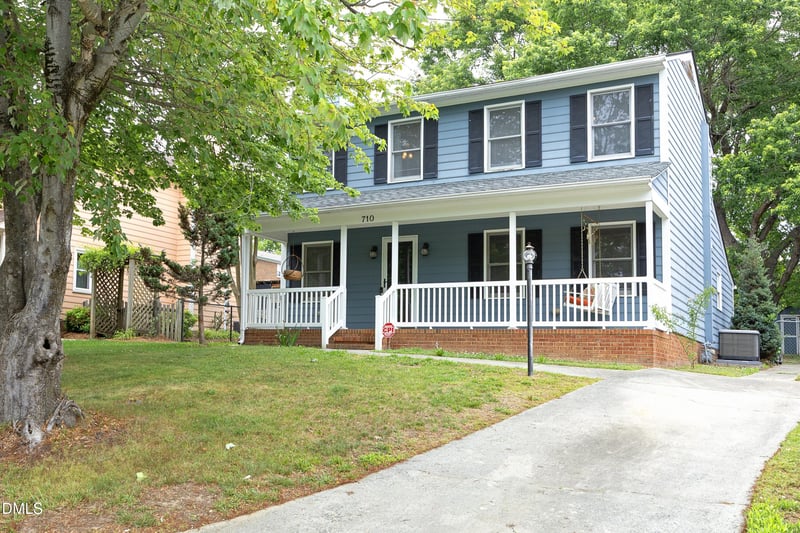 710 Huntington Ct, Burlington, NC 27215