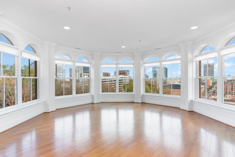 710 Independence Pl #606, Raleigh, NC 27603