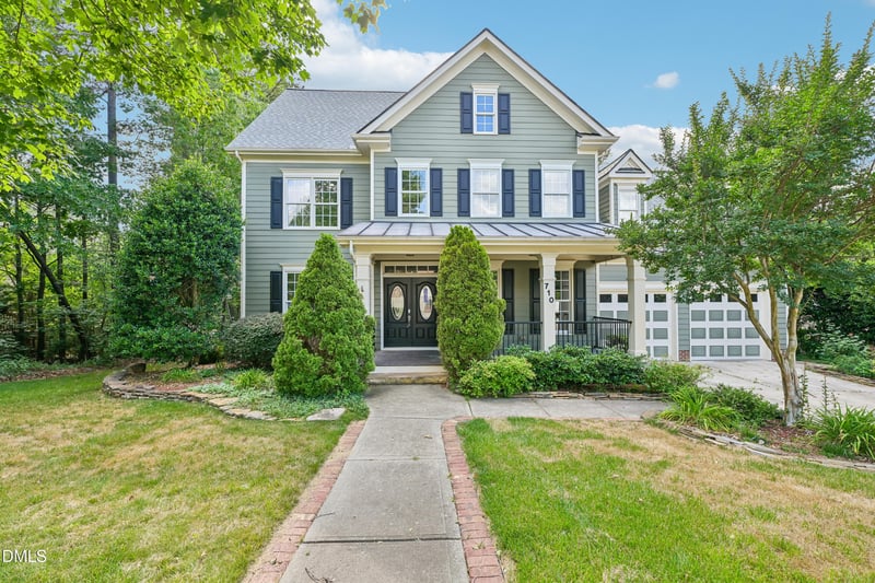 710 Magalloway Dr, Cary, NC 27519