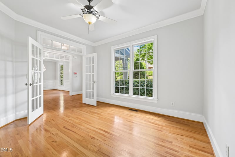 710 Magalloway Dr, Cary, NC 27519