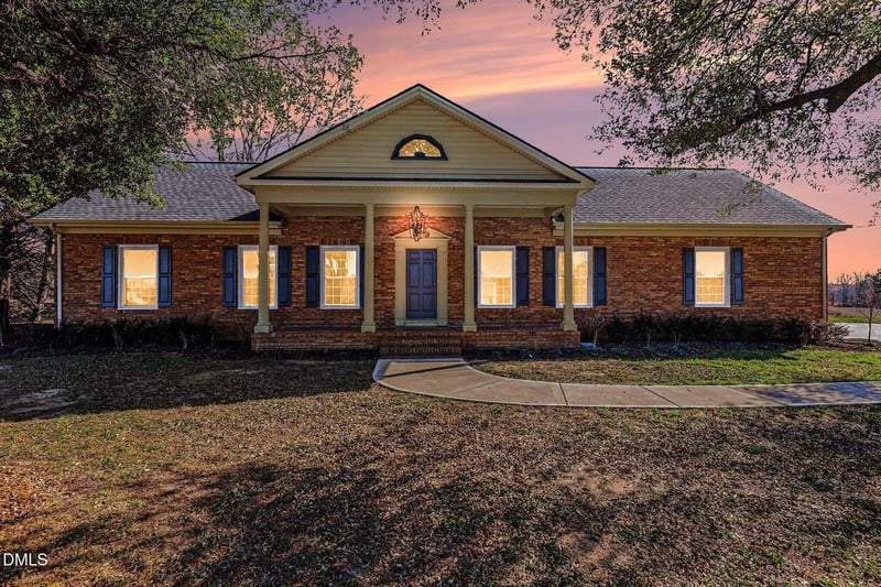 7104 Nc 210, Angier, NC 27501