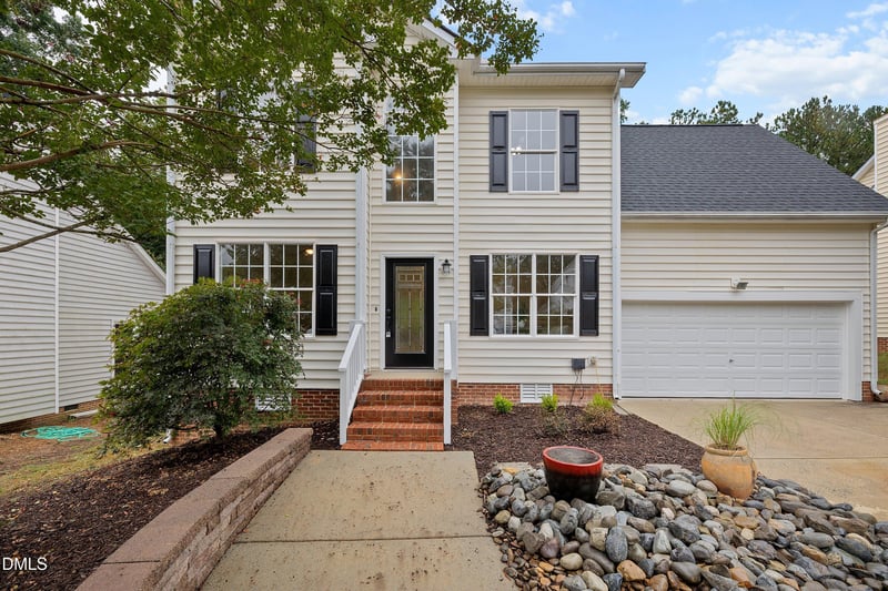 711 Midsummer Ln, Apex, NC 27502