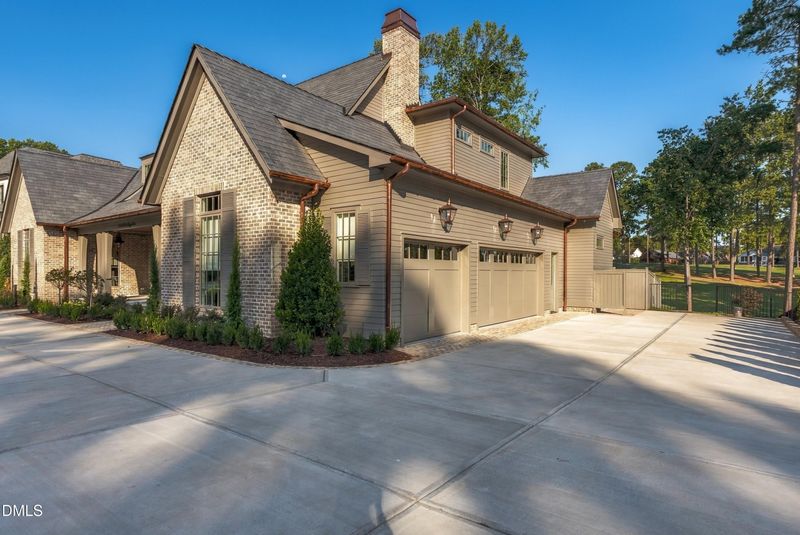 7117 North Ridge Dr, Raleigh, NC 27615