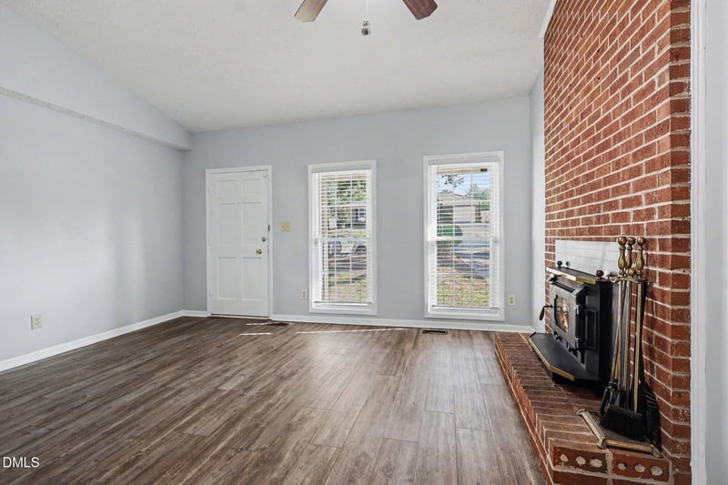 7123 Evanston St, Fayetteville, NC 28314