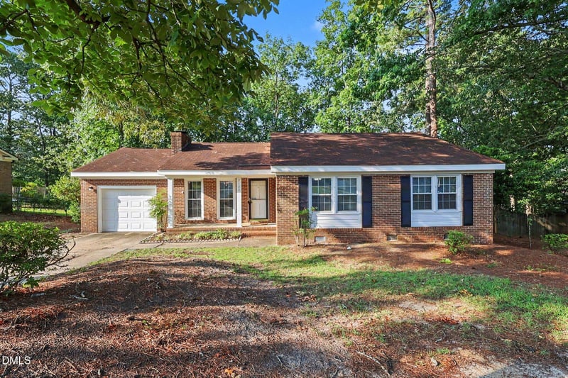7123 Evanston St, Fayetteville, NC 28314