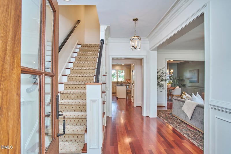 713 Mordecai Towne Pl, Raleigh, NC 27604