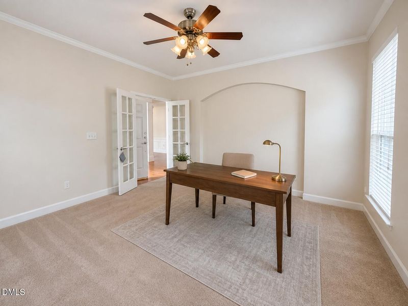 714 Arbor Brook Dr, Cary, NC 27519