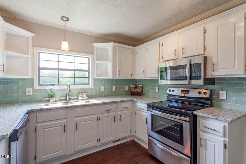 716 Breedlove Rd, Louisburg, NC 27549