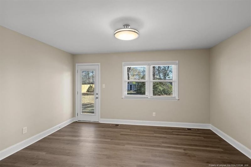 716 Dowfield Dr, Fayetteville, NC 28311