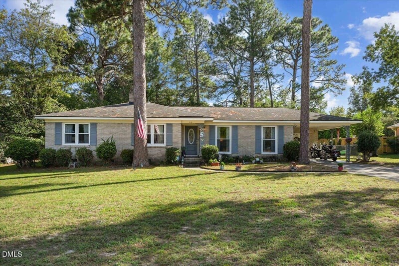 716 Shortridge Rd, Fayetteville, NC 28303