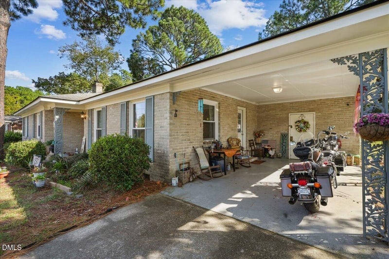 716 Shortridge Rd, Fayetteville, NC 28303