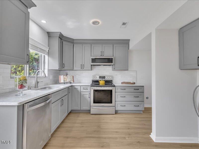 717 E Millbrook Rd, Raleigh, NC 27609