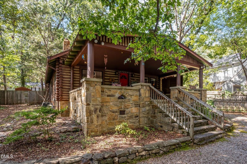 718 Powell Dr, Raleigh, NC 27606