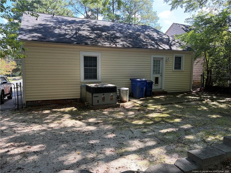 719 Greenland Dr, Fayetteville, NC 28305