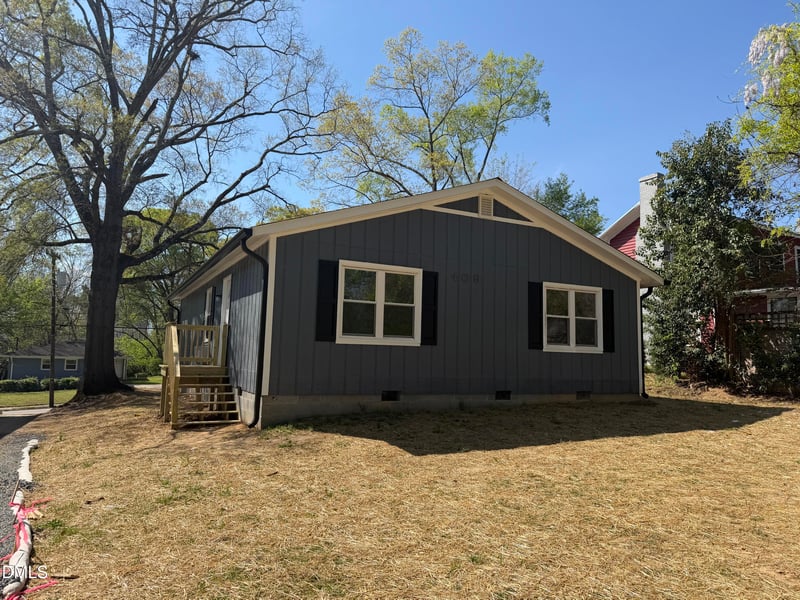 719 Holloway St, Durham, NC 27701