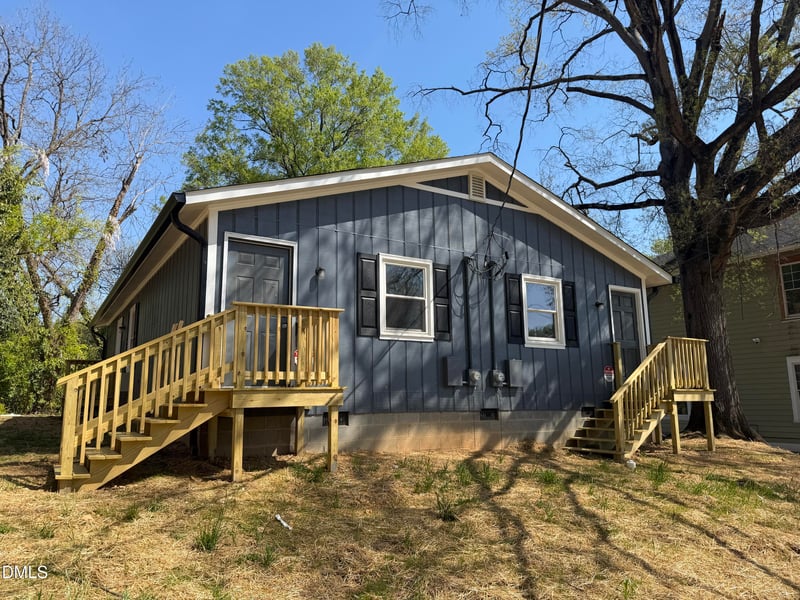 719 Holloway St, Durham, NC 27701
