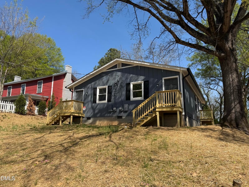 719 Holloway St, Durham, NC 27701