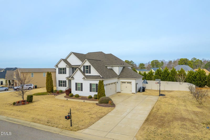 72 Meadowmist Dr, Garner, NC 27529