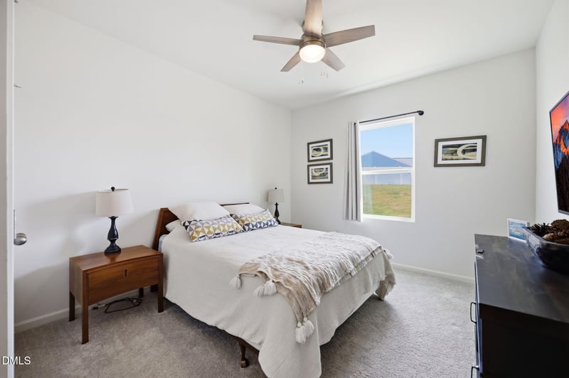 720 Shepard Rock Dr, Zebulon, NC 27597