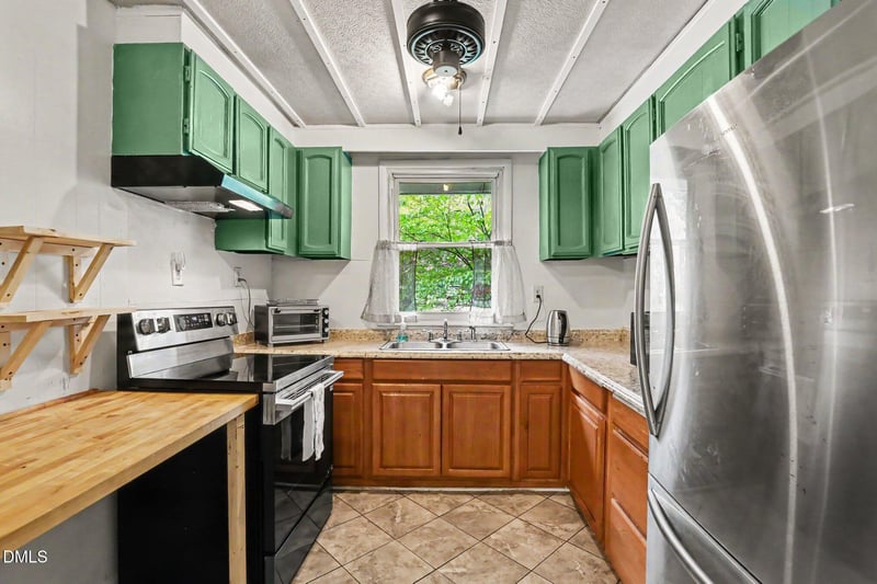 7201 Bentley Cir, Raleigh, NC 27616