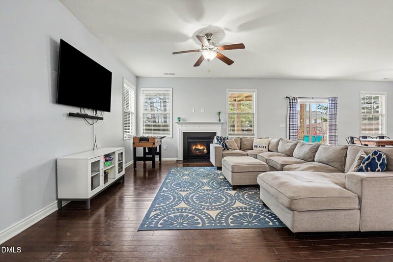721 Tannerwell Ave, Wake Forest, NC 27587