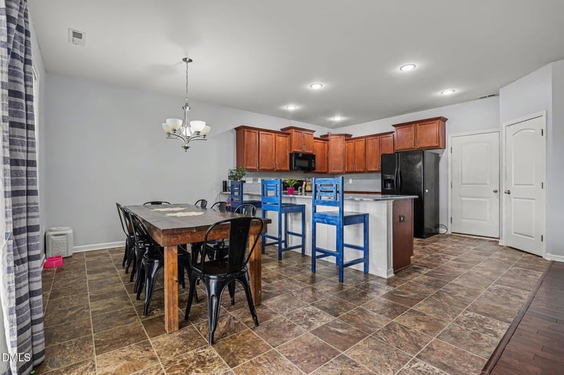 721 Tannerwell Ave, Wake Forest, NC 27587