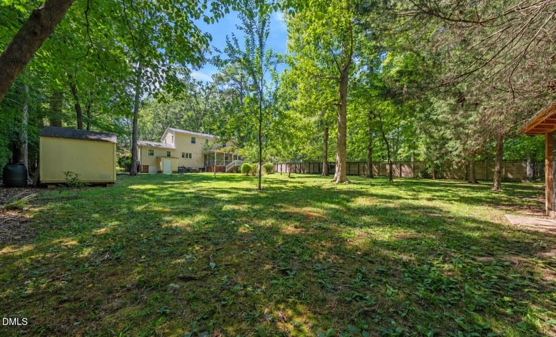 721 Tinkerbell Rd, Chapel Hill, NC 27517