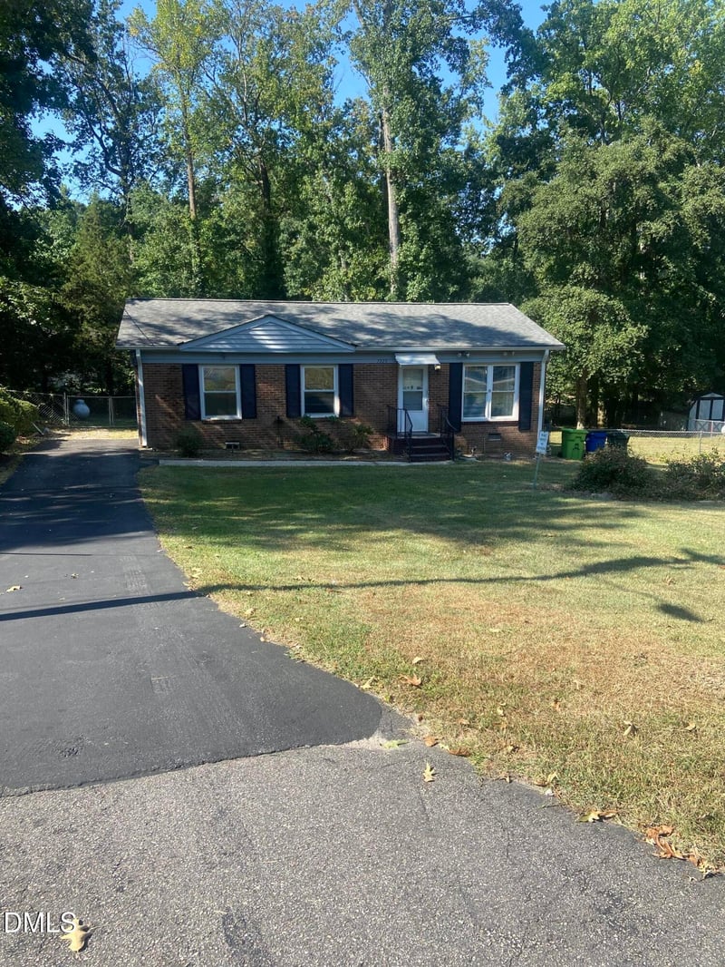 7229 Bentley Cir, Raleigh, NC 27616