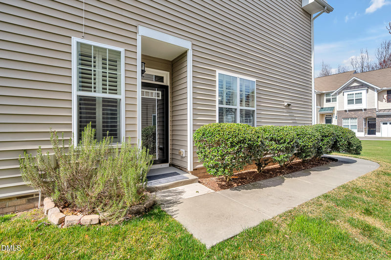 7229 Terregles Dr, Raleigh, NC 27617